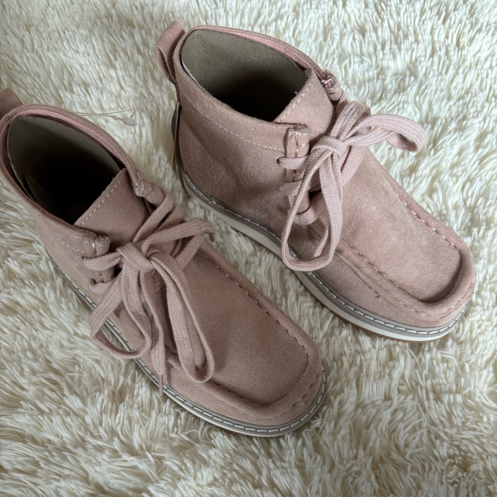Gap Shoe